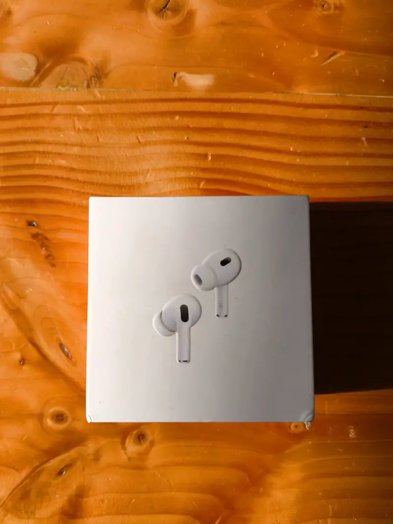 Estuche de carga para Airpods Pro 2 (con caja) - 1