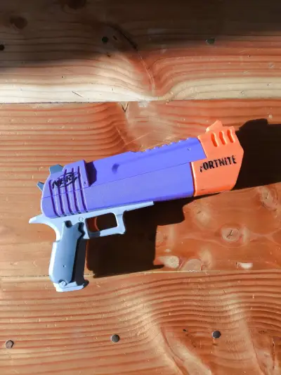 Pistola de juguete Nerf Fortnite Sin balas o Caja - miniatura 1