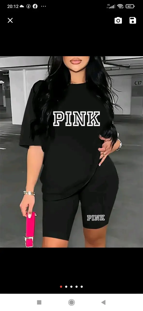 Conjunto deportivo negro 'PINK'