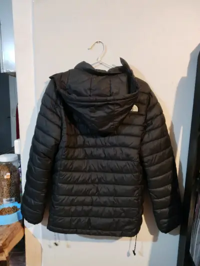 Chaqueta acolchada negra The North Face - miniatura 3
