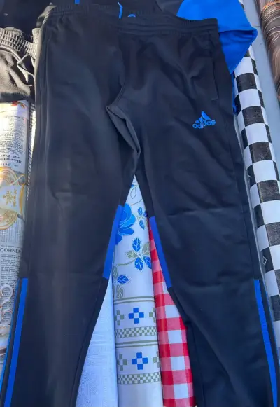 CONJUNTO BUZO ADIDAS PERFORMANCE (NEGRO/AZUL REY - miniatura 4