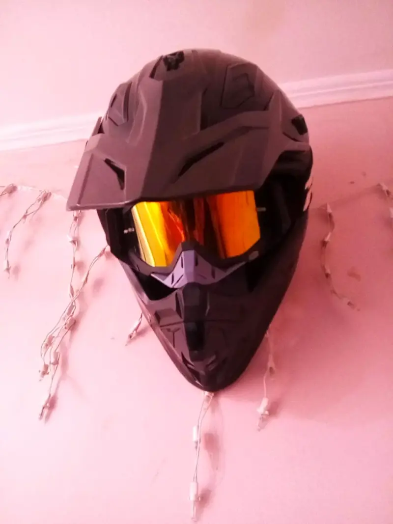 Casco mtb negro con antiparras - 3