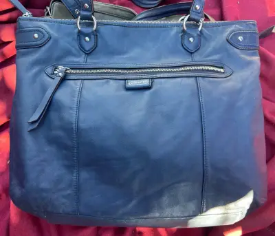 Se vende hermosa cartera Coach vintage Og - miniatura 5