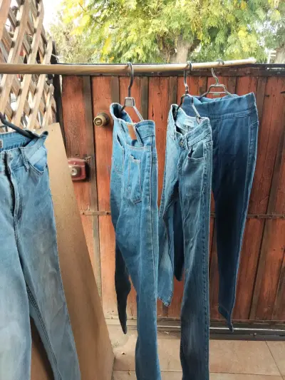 Lote de jeans para hombre y mujer usados, buen est - miniatura 3
