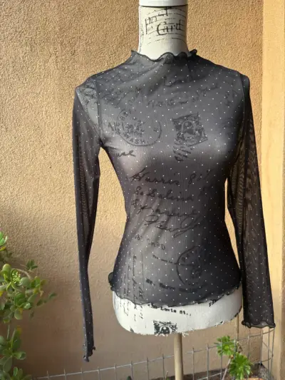 Polera negra transparente talla XS - miniatura 2