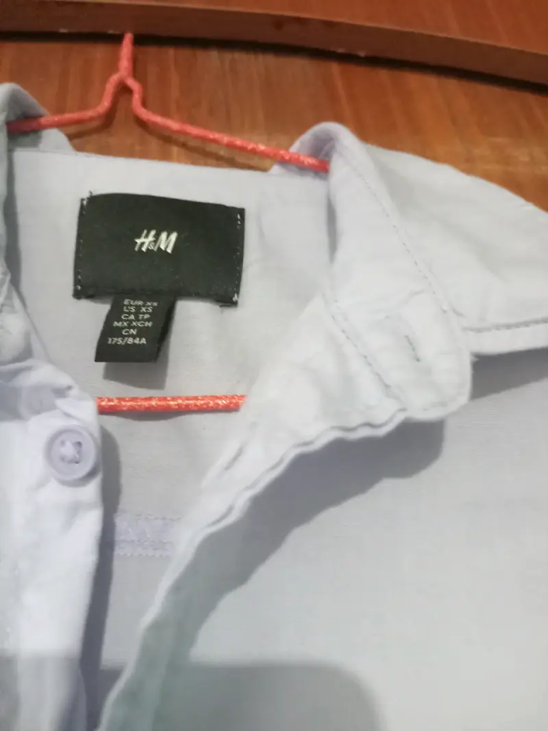 Camisa H&M color celeste - 3