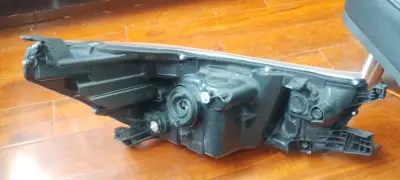 Óptico izq Toyota Hilux año 2017-23 nuevo. - miniatura 5