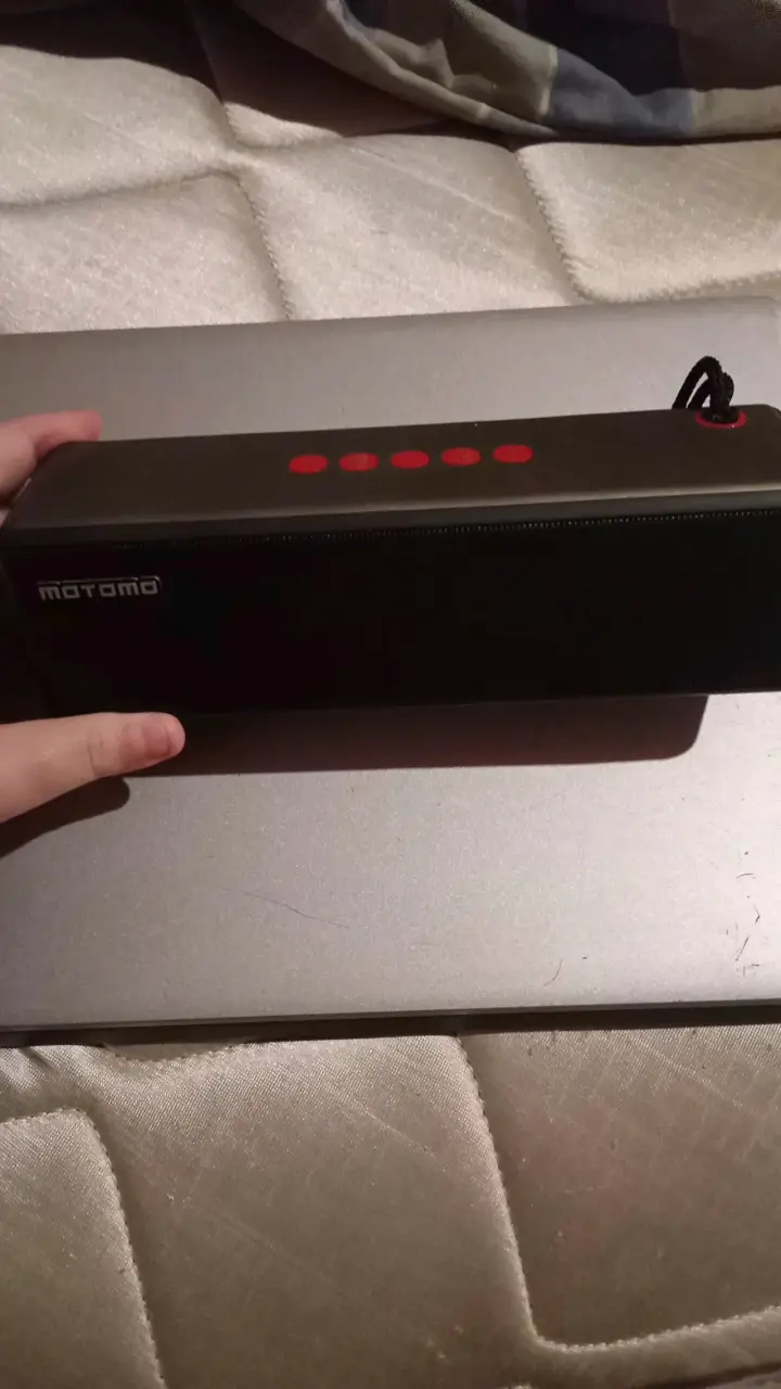 Parlante Bluetooth Motomo portátil