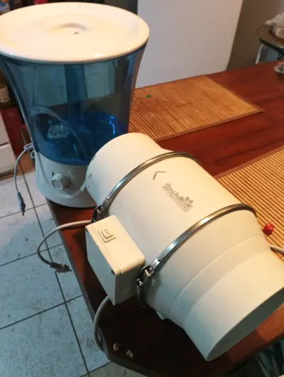 Humidificador portátil con purificador - miniatura 1
