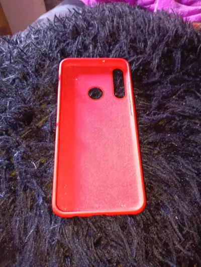 Carcasa roja para celular - miniatura 4