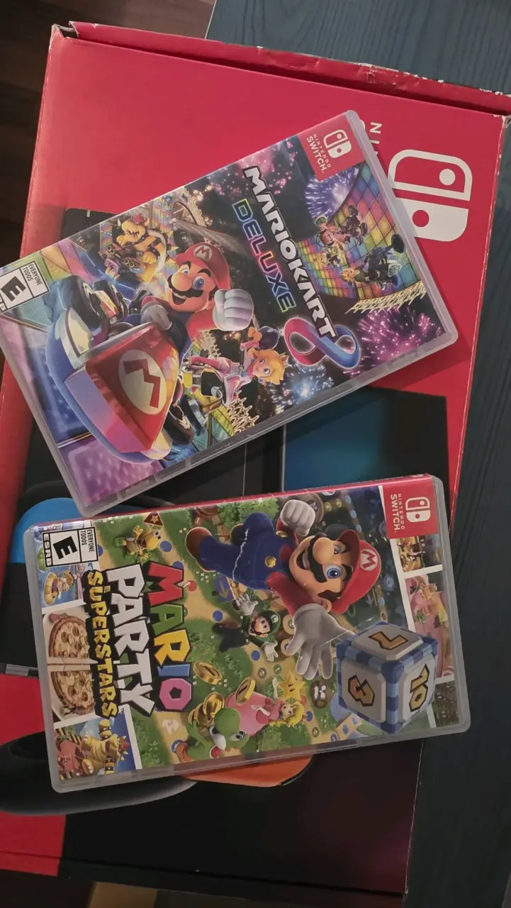 Nintendi Switch - 4