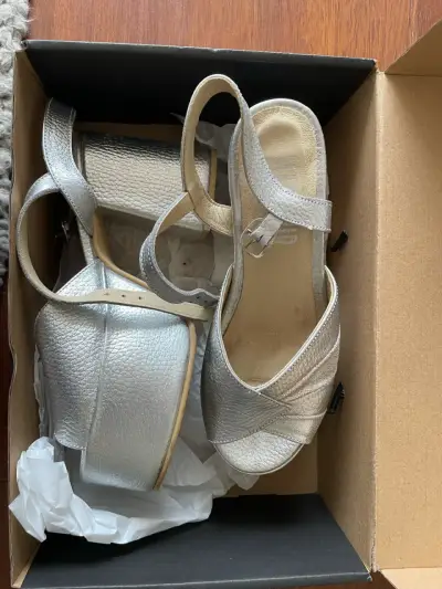 Sandalias plata con plataforma - miniatura 4