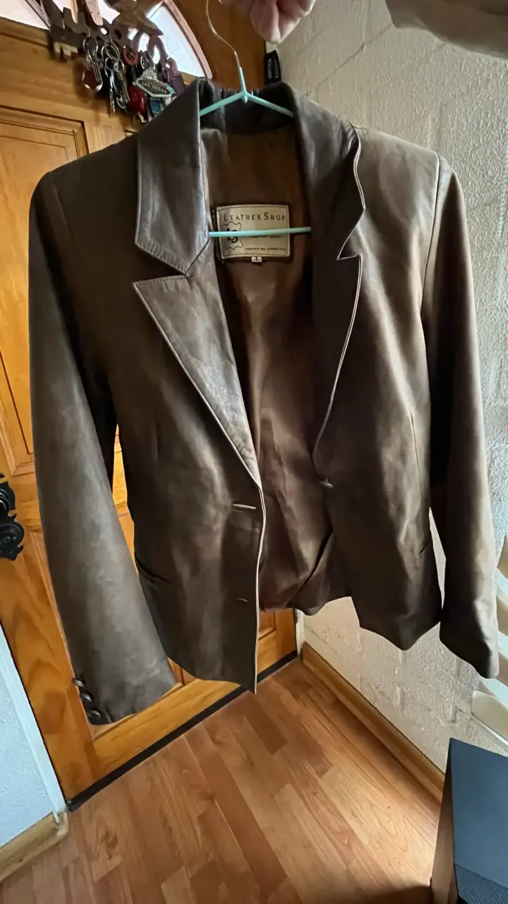 Chaqueta de cuero argentino color marron - 4