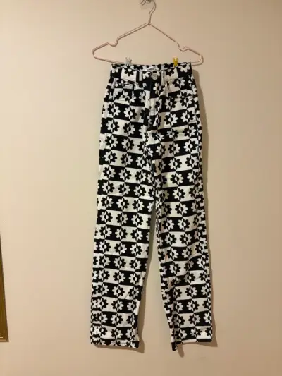 Pantalones Pull & Bear flores - miniatura 2
