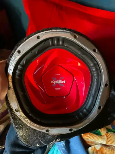 Subwoofer Sony Xplod 1200W - miniatura 3