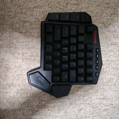 Teclado mecánico Redragon - miniatura 1