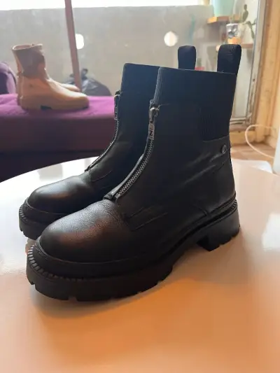 Botines de cuero negro con cremallera ZAPPA - miniatura 1