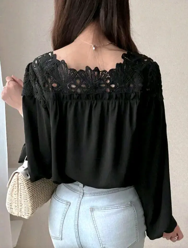 Blusa negra con encaje - 2