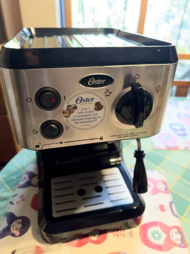Cafetera Oster 2 en 1 - 1