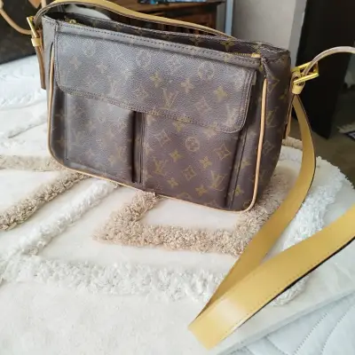 Cartera de cuero estampada - miniatura 1