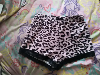 Short rosado con animal print diva - miniatura 1
