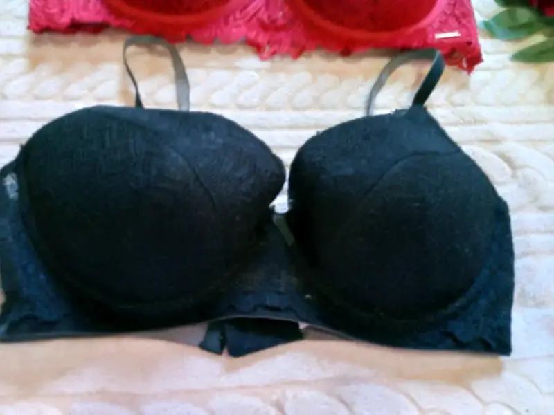 Sostenes de encaje negro y rojo - 4