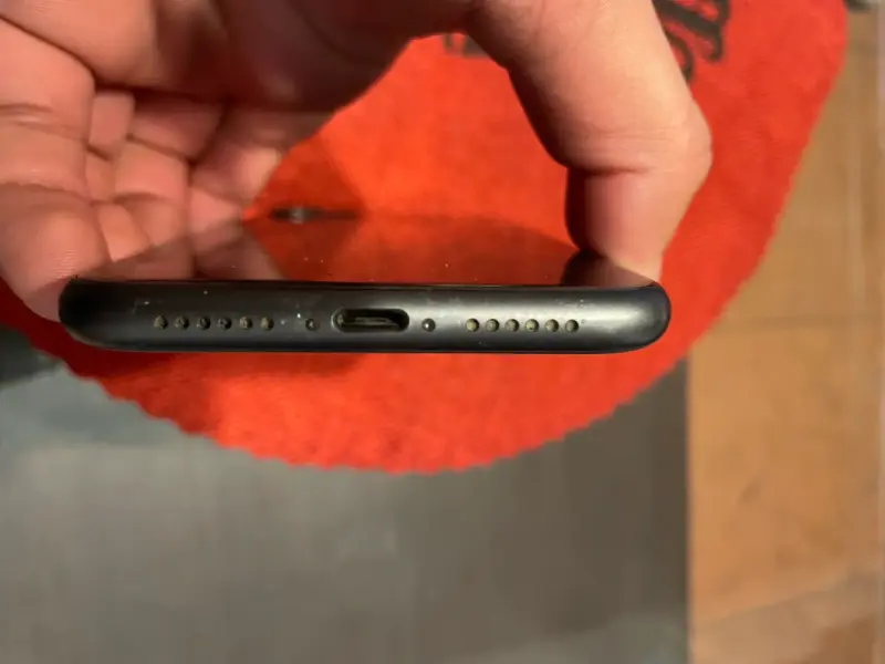 Teléfono iphone 11 negro - 4