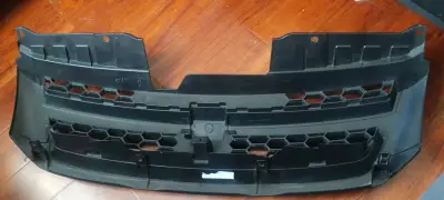 Mascara Chevrolet D Max año 2015-18 sin uso - miniatura 4