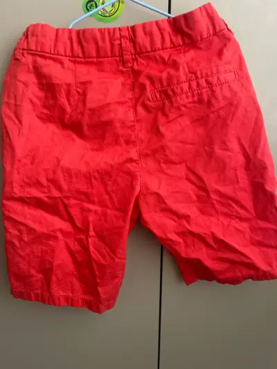 Shorts rojos H&M - miniatura 2