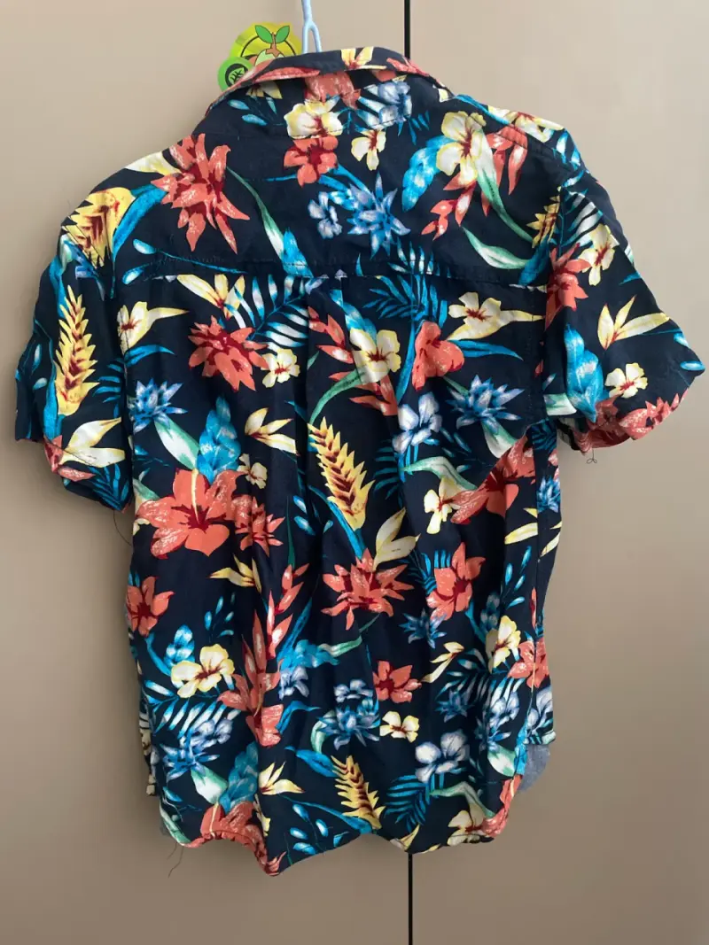 Camisa hawaiana floreada - 2