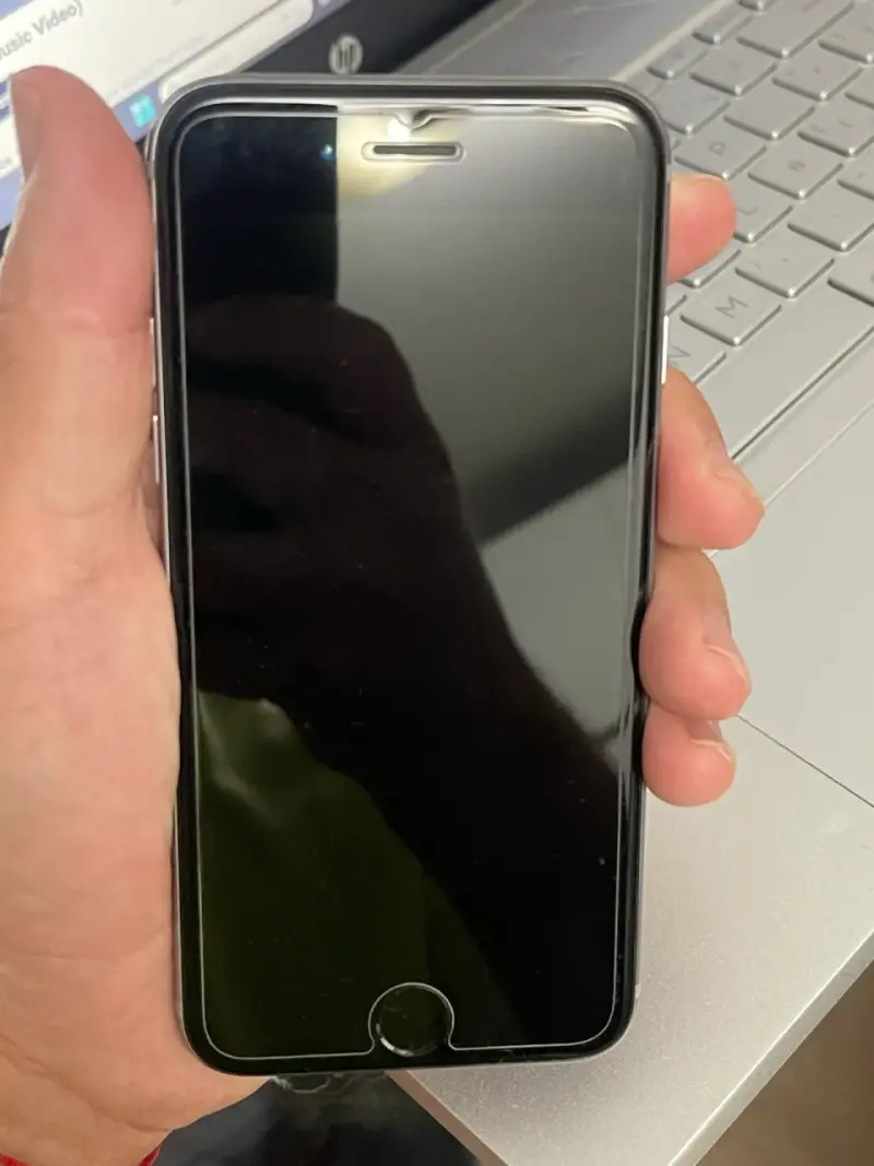iPhone 6 color plata usado - 2