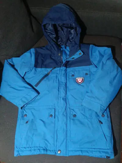 Parka azul con capucha marca Maui - miniatura 1