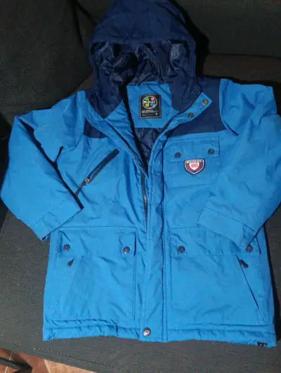 Parka azul con capucha marca Maui - miniatura 2