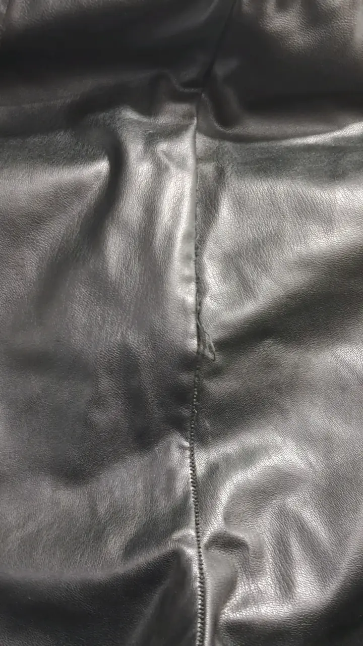 Pantalones de cuero sintético negros - 4