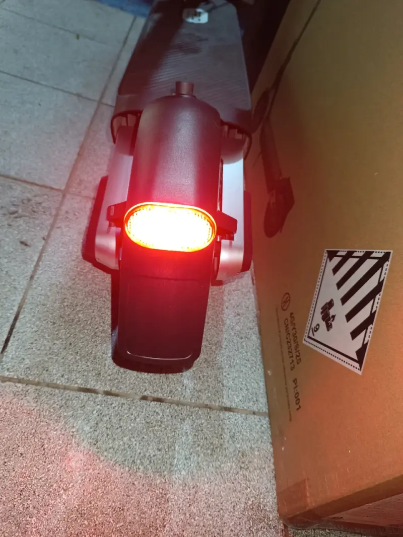 Scooter Xiaomi 5 Pro hasta 60km de autonomía - 4