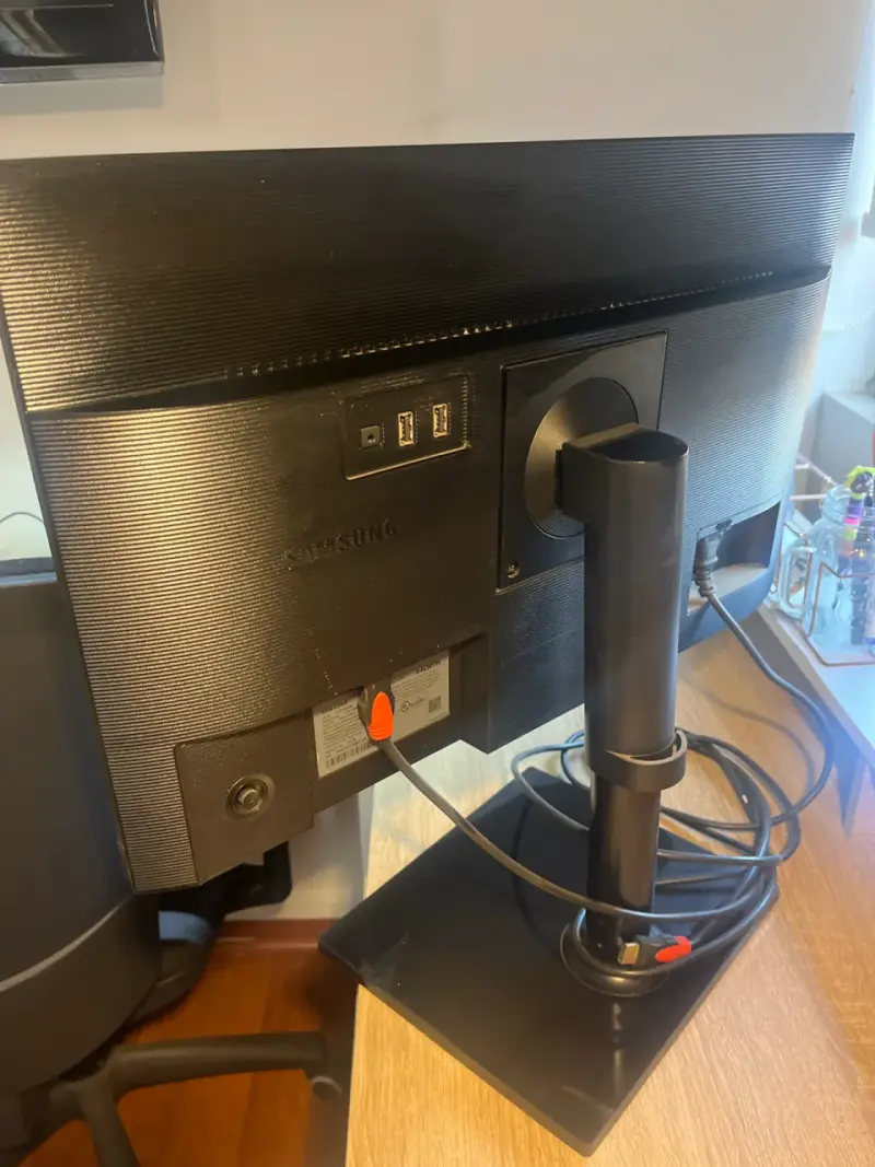 Monitor Samsung LED 24 pulgadas - 3