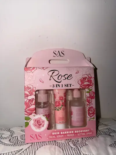 Set de Cuidado Facial Rosa 3 en 1 - miniatura 1