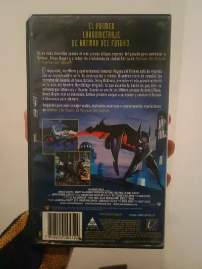 Batman del Futuro El Regreso del Guasón - miniatura 2