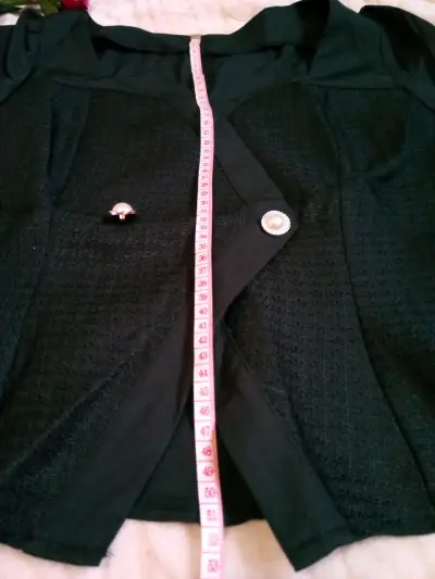 Blusa negra elegante mujer - miniatura 4