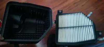 Porta filtro de aire Suzuki Grand Nomade - miniatura 4