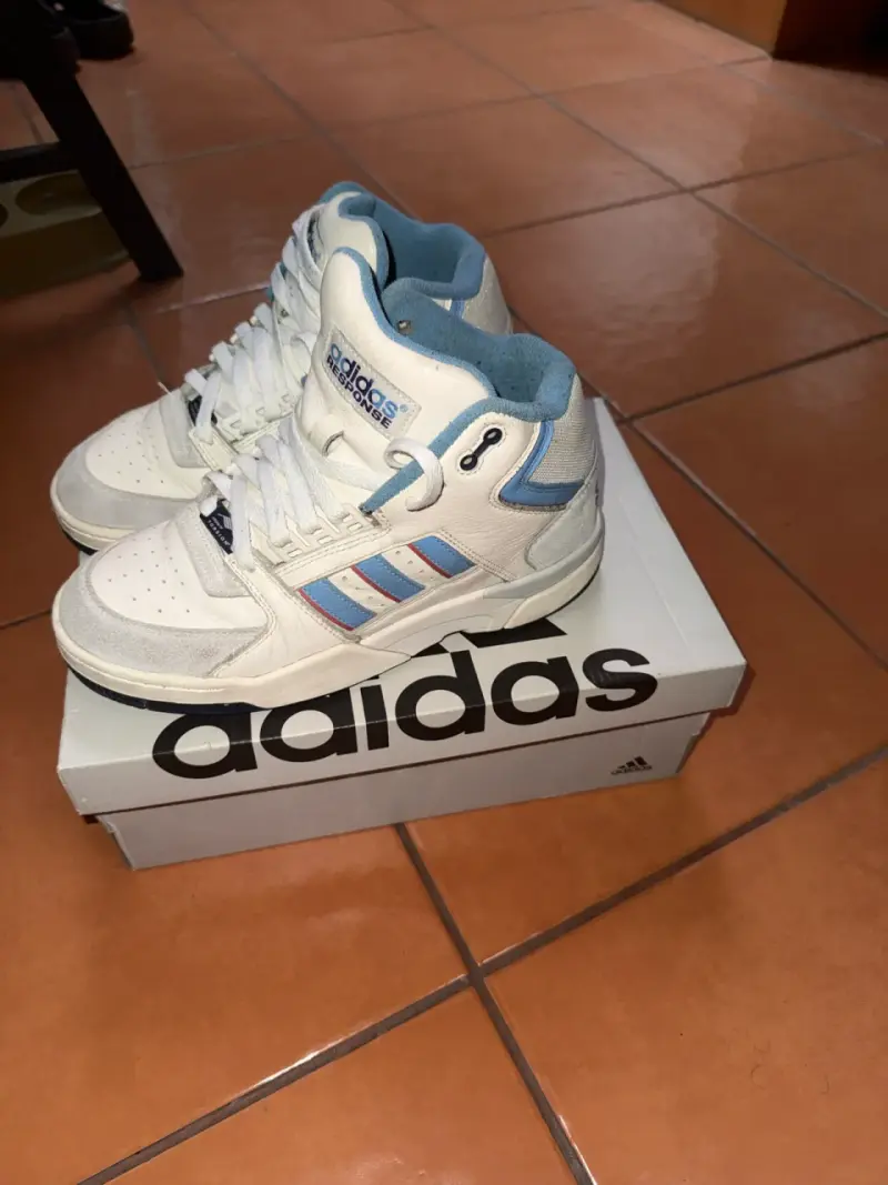 Zapatillas Adidas blancas de caña alta - 4