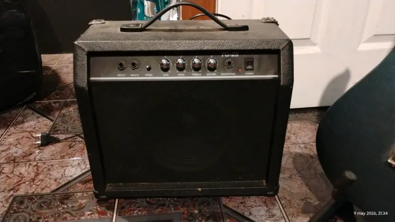 Kit completo de guitarra segunda mano - 3