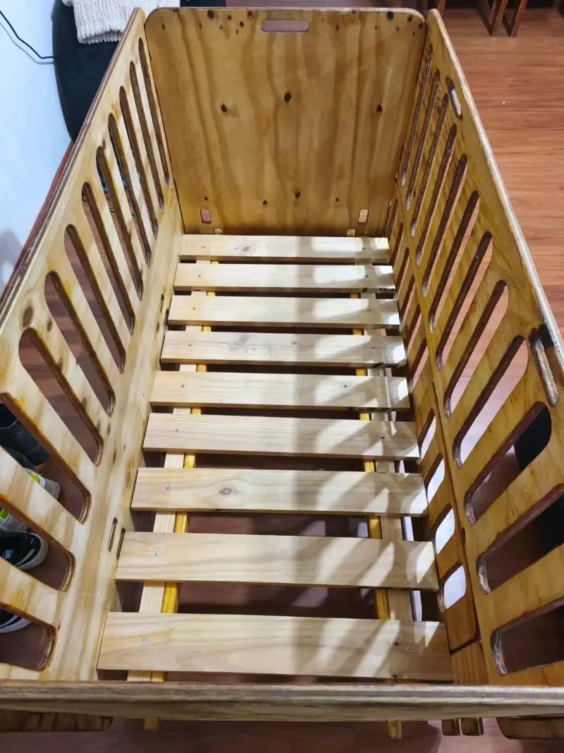 Cuna de madera para bebé - 4