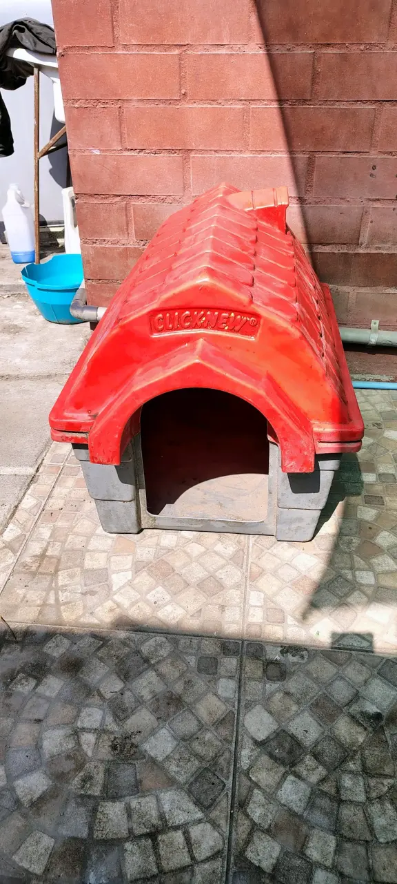 Casita para perro roja - 3