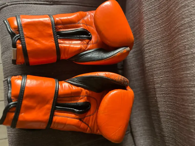 Guantes de boxeo naranjos Cleto Reyes - 5
