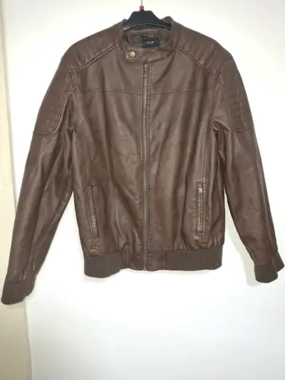 Chaqueta café estilo motociclista - miniatura 3