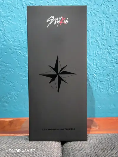 Light Stick Stray Kids Ver. 2 ORIGINAL - miniatura 1