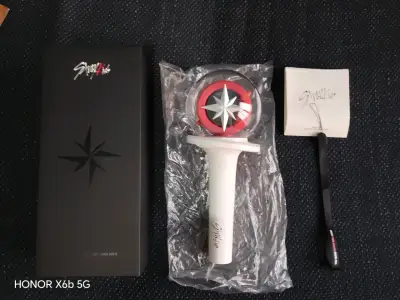 Light Stick Stray Kids Ver. 2 ORIGINAL - miniatura 3