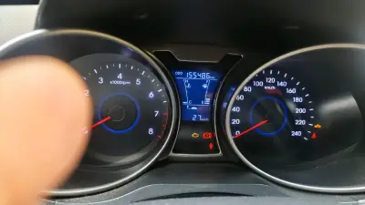 Hyundai Veloster 2016 - miniatura 6