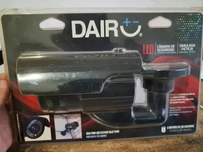 Cámara falsa de seguridad Dair - miniatura 1